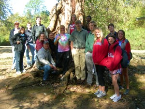EDHE 105 students on hike 004